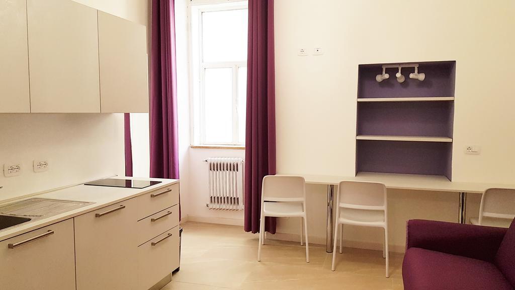 Trieste Center Rooms & Apartments - Fiori Di Trieste Eksteriør billede